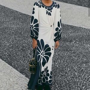 NWT: Farm Rio Black Palermo Cut Out Lenzing™ Ecovero™ Viscose Maxi Dress